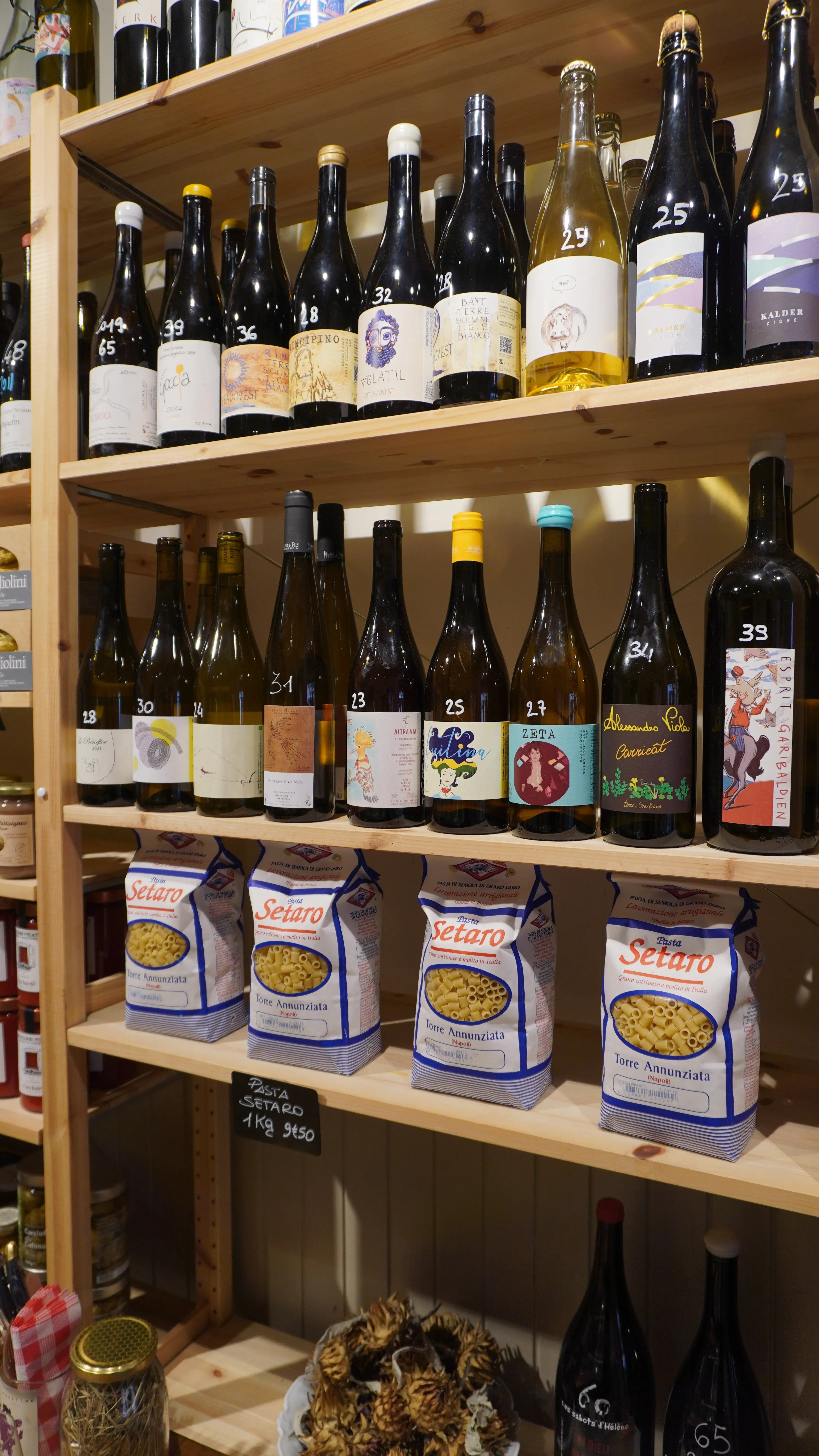 Dégustation de vin dans une cave à Nice, Côte d'Azur