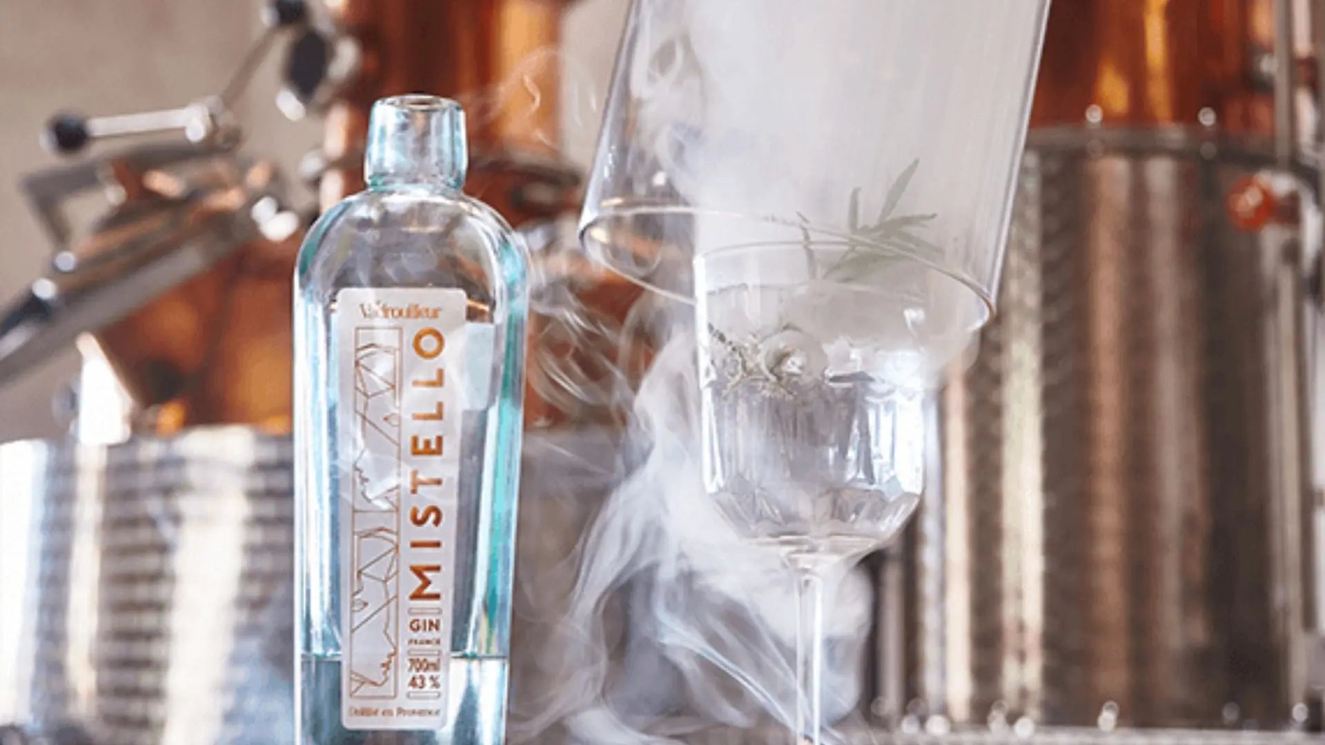 Dégustation commentée de spiritueux dans une distillerie à Nice
