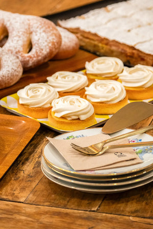 Pâtisseries artisanales niçoises présentées à Nice