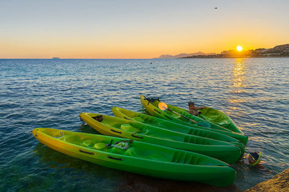 Kayaking and snorkeling at Cap d'Antibes – secret coves 
